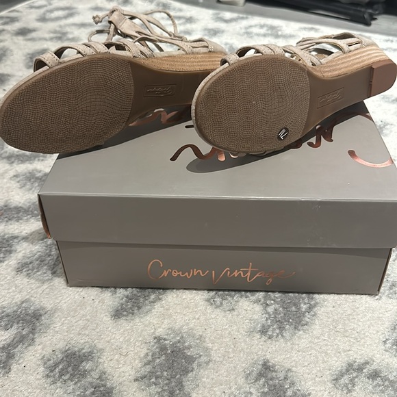 Crown vintage medium taupe sandals - Picture 4 of 4